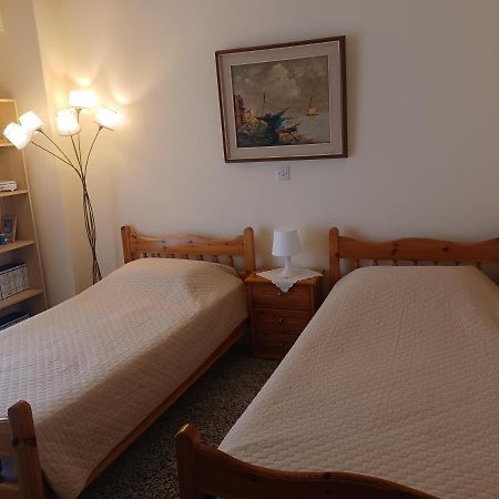 Seaside Family Apartment Loutraki מראה חיצוני תמונה