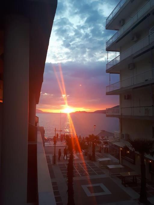 Seaside Family Apartment Loutraki מראה חיצוני תמונה