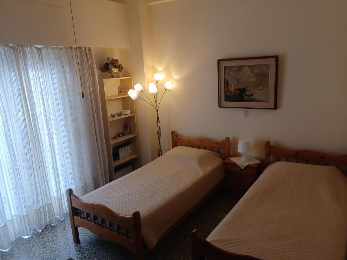 Seaside Family Apartment Loutraki מראה חיצוני תמונה